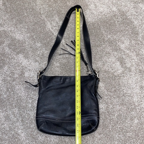 Vintage Coach 1415 Black Leather Legacy Slim‎ Tassel Purse - Picture 7 of 10